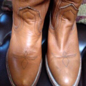 Women's Vintage Frye Cowgirl Boots Size 6B